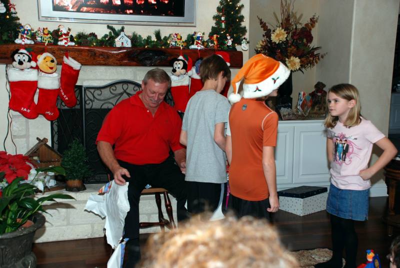 2008/12(Dec)/06(Christmas Eve-Here)/800x600_2008-12-24-55.JPG